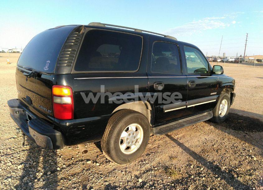 Photo 4 of 2003 Chevrolet Tahoe LS (VIN 1GNEC13V93R197798)