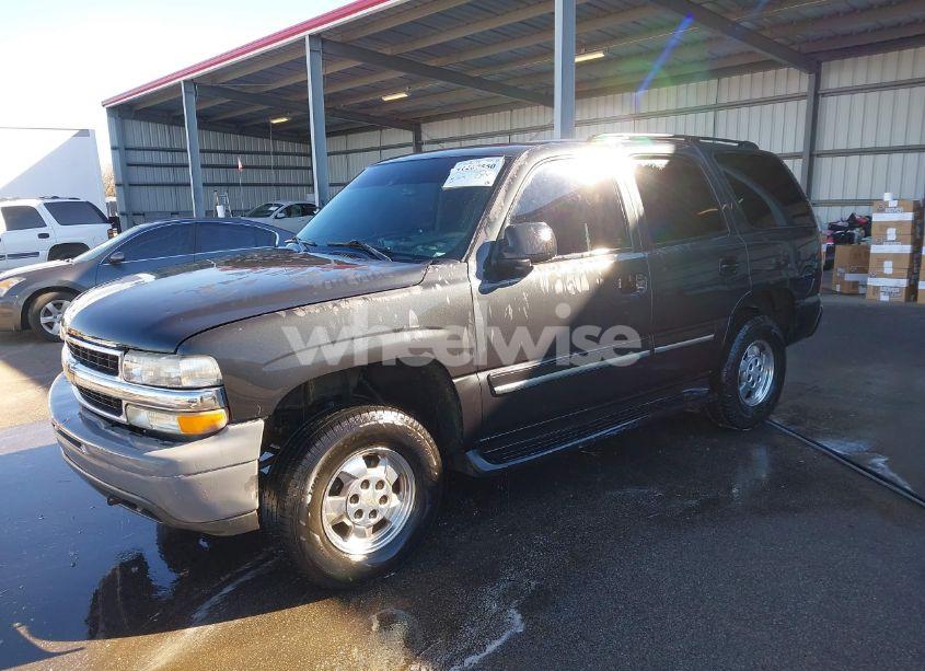 Photo 2 of 2004 Chevrolet Tahoe LS (VIN 1GNEC13V94R288488)