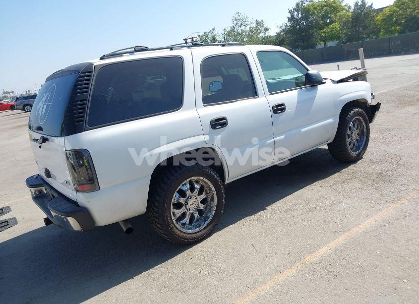 Photo 4 of 2006 Chevrolet Tahoe LS (VIN 1GNEC13V96R137993)