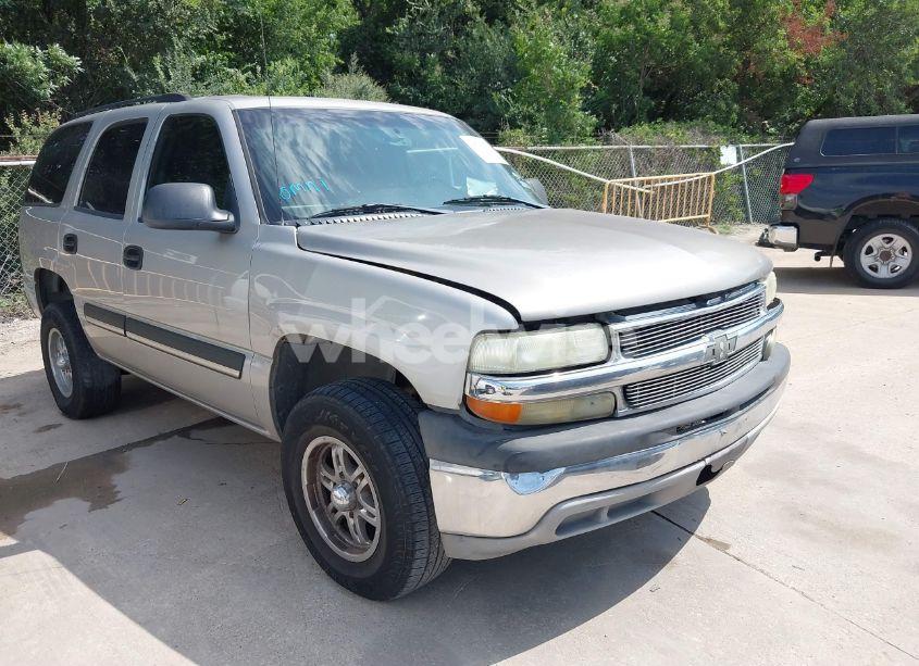 2004 Chevrolet Tahoe LS (VIN 1GNEC13VX4R295899) main photo