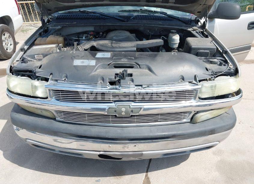 Photo 10 of 2004 Chevrolet Tahoe LS (VIN 1GNEC13VX4R295899)