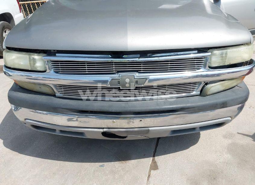 Photo 6 of 2004 Chevrolet Tahoe LS (VIN 1GNEC13VX4R295899)