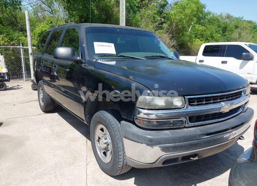 Photo 6 of 2005 Chevrolet Tahoe LS (VIN 1GNEC13VX5R180270)