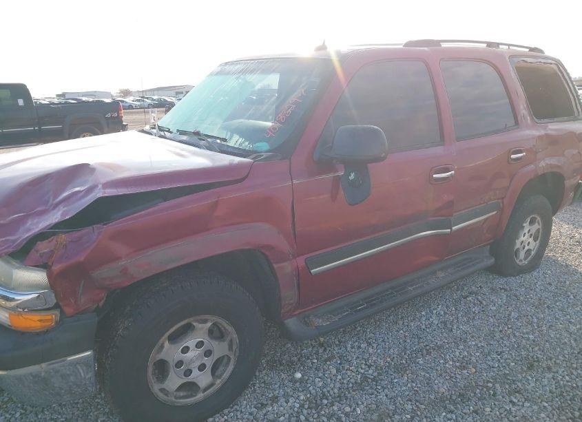 Photo 6 of 2005 Chevrolet Tahoe LS (VIN 1GNEC13VX5R275766)