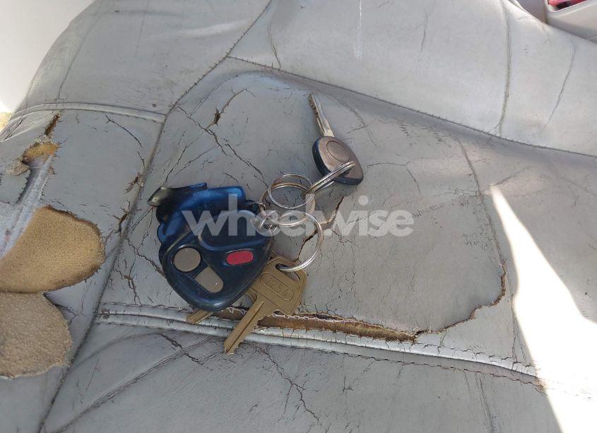 Photo 11 of 2002 Chevrolet Tahoe LT (VIN 1GNEC13Z02R222542)