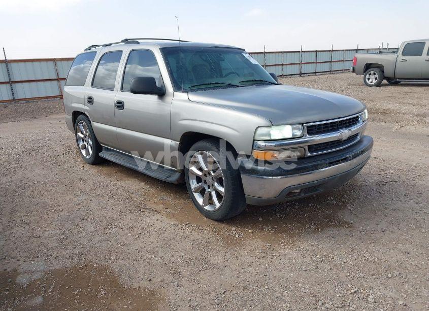 2002 Chevrolet Tahoe LS (VIN 1GNEC13Z02R244573) main photo