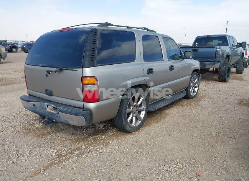 Photo 4 of 2002 Chevrolet Tahoe LS (VIN 1GNEC13Z02R244573)