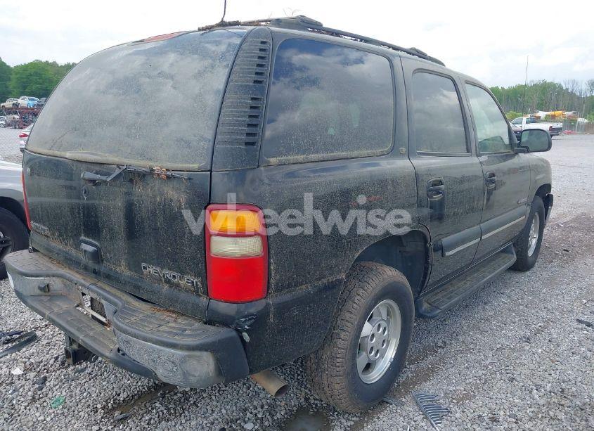 Photo 4 of 2002 Chevrolet Tahoe LT (VIN 1GNEC13Z02R272809)