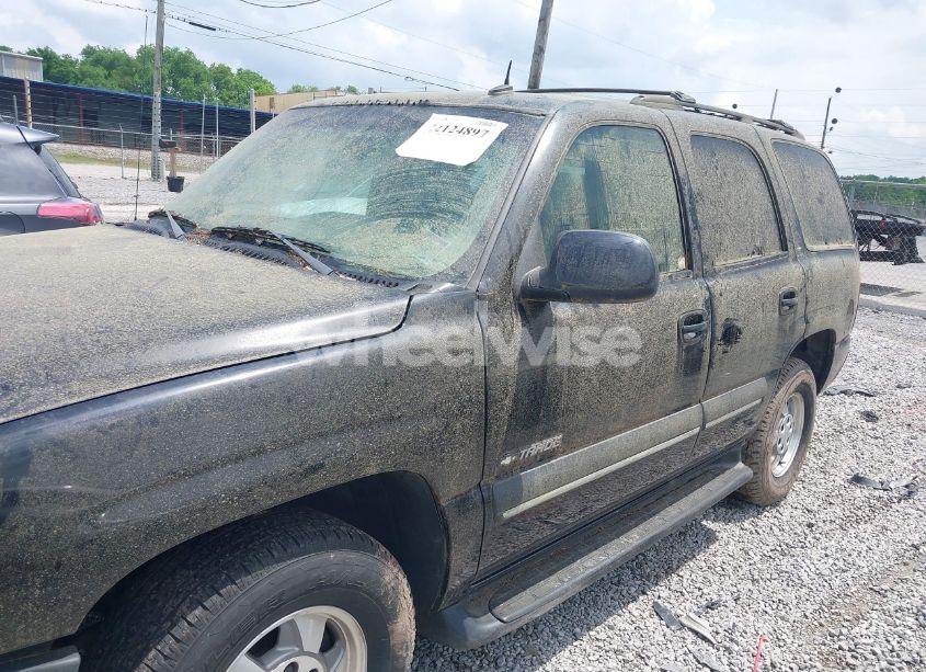 Photo 6 of 2002 Chevrolet Tahoe LT (VIN 1GNEC13Z02R272809)