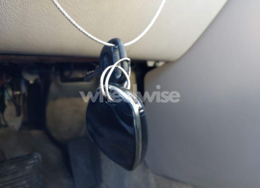 Photo 11 of 2003 Chevrolet Tahoe LT (VIN 1GNEC13Z03J145204)