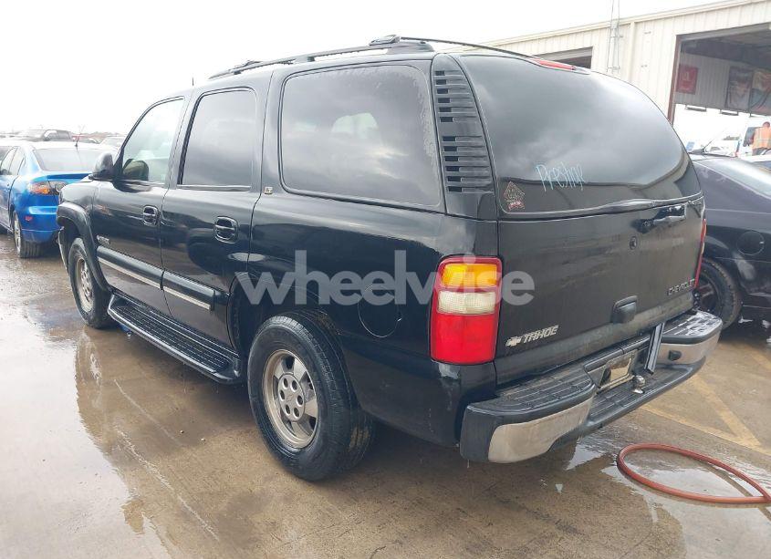 Photo 3 of 2003 Chevrolet Tahoe LT (VIN 1GNEC13Z03R135077)
