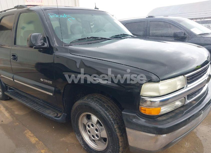 Photo 6 of 2003 Chevrolet Tahoe LT (VIN 1GNEC13Z03R135077)