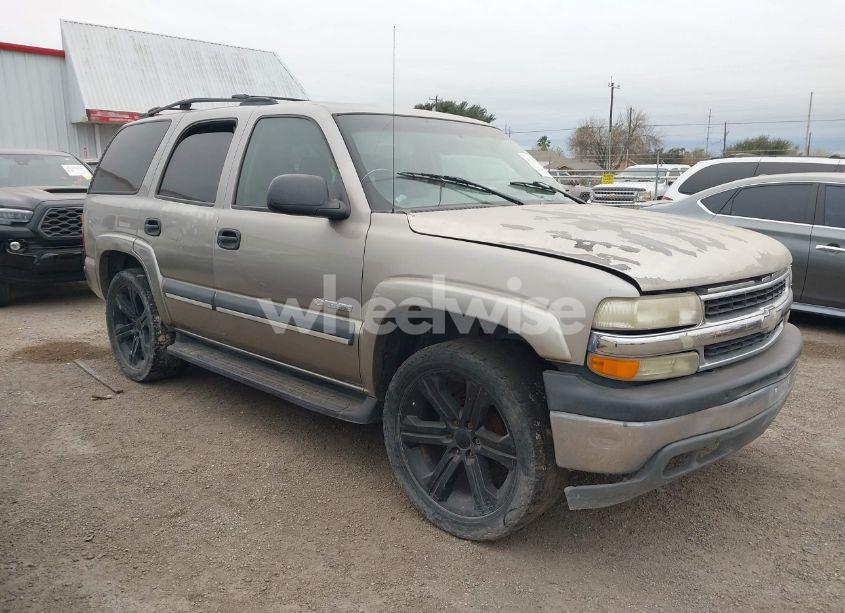 2003 Chevrolet Tahoe LS (VIN 1GNEC13Z03R250391) main photo