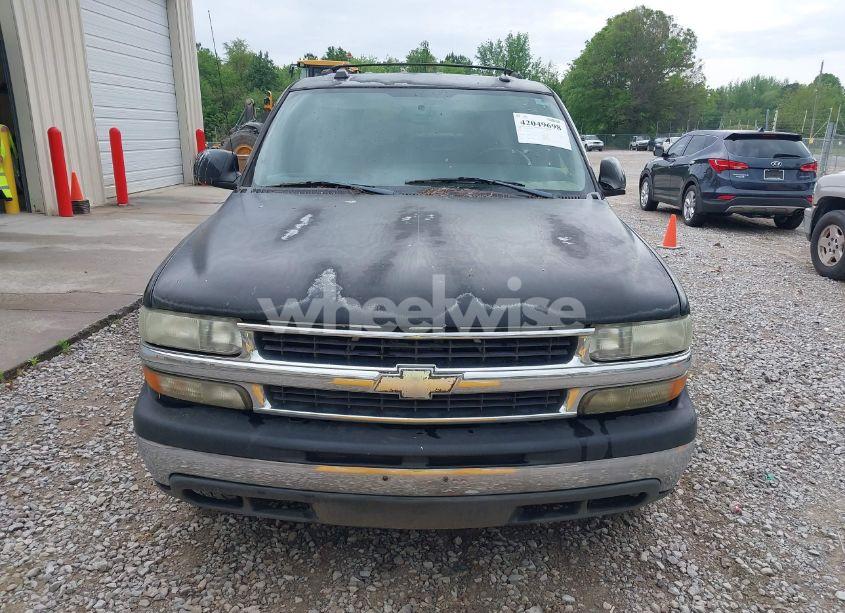 Photo 6 of 2004 Chevrolet Tahoe LT (VIN 1GNEC13Z04J262265)