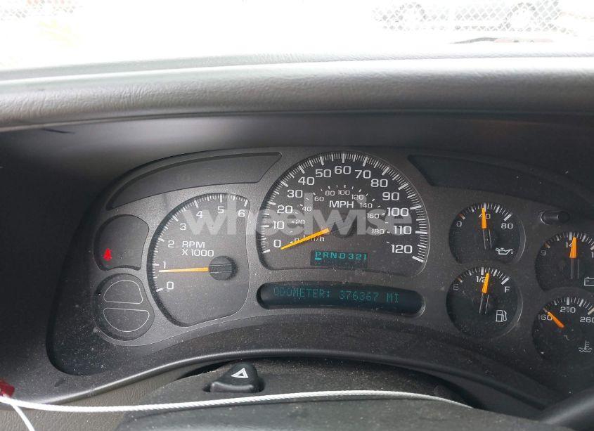 Photo 7 of 2004 Chevrolet Tahoe LT (VIN 1GNEC13Z04J262265)