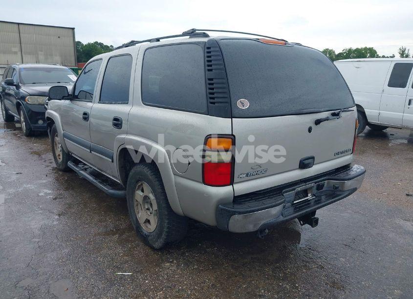 Photo 3 of 2004 Chevrolet Tahoe LS (VIN 1GNEC13Z04R203993)