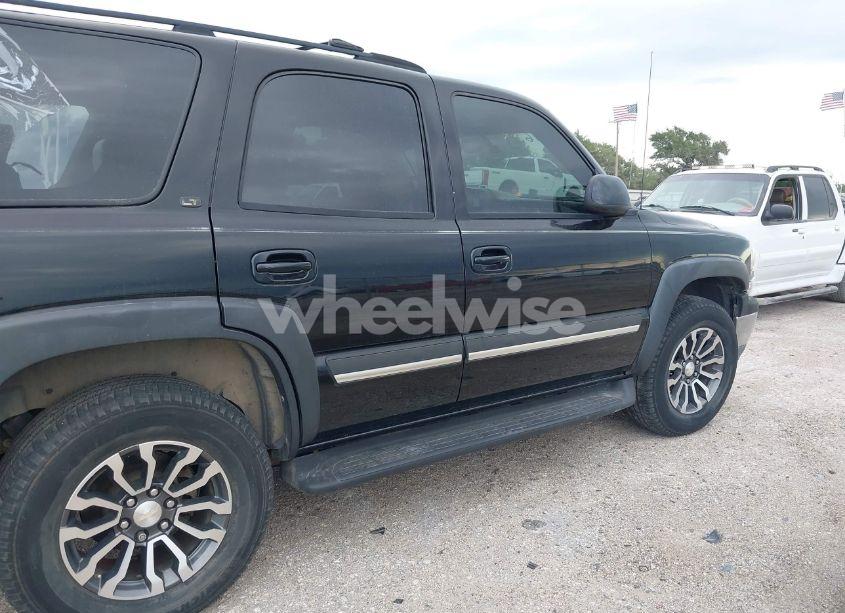 Photo 14 of 2004 Chevrolet Tahoe LT (VIN 1GNEC13Z04R248965)