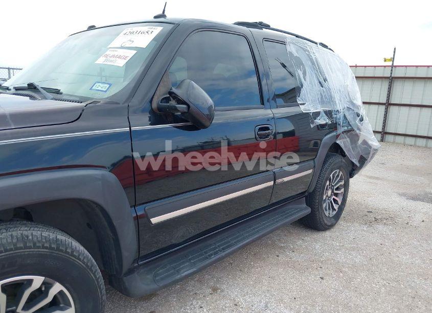 Photo 15 of 2004 Chevrolet Tahoe LT (VIN 1GNEC13Z04R248965)