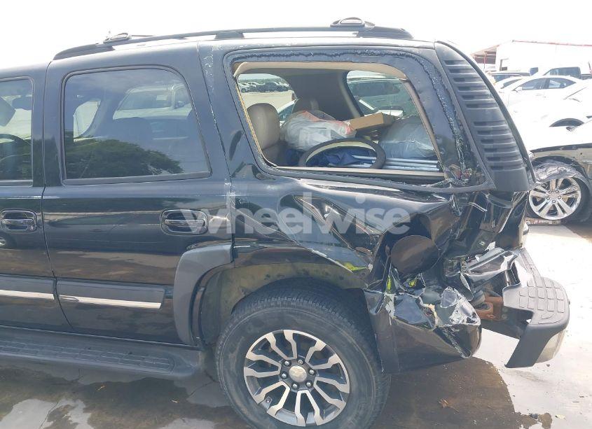 Photo 18 of 2004 Chevrolet Tahoe LT (VIN 1GNEC13Z04R248965)