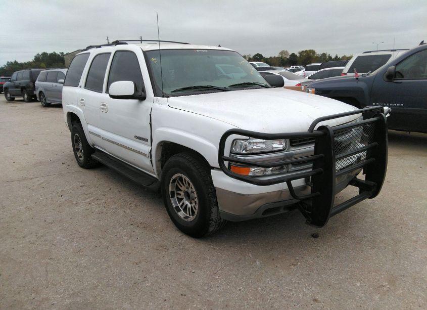 2002 Chevrolet Tahoe LT (VIN 1GNEC13Z12R138777) main photo