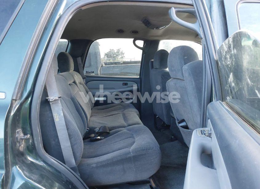 Photo 8 of 2002 Chevrolet Tahoe LS (VIN 1GNEC13Z12R179121)