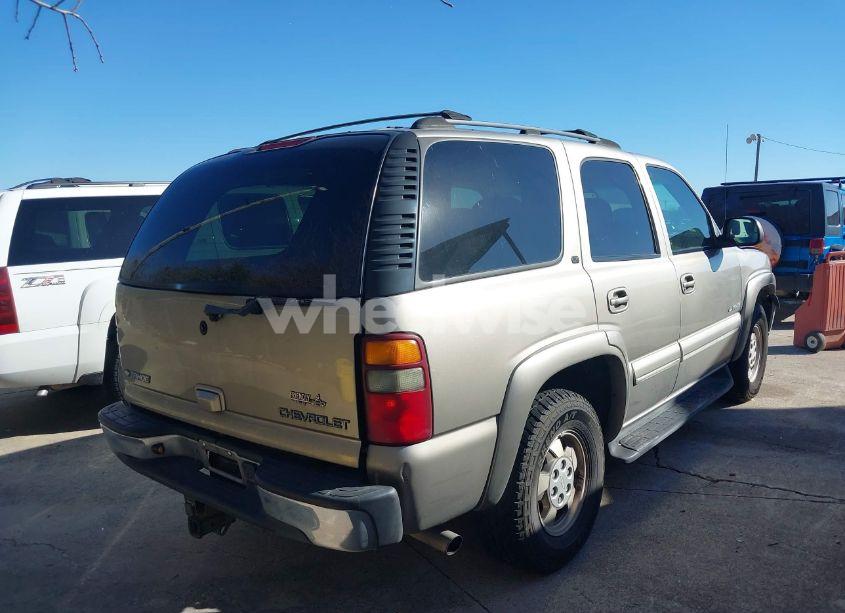 Photo 4 of 2002 Chevrolet Tahoe LT (VIN 1GNEC13Z12R210240)