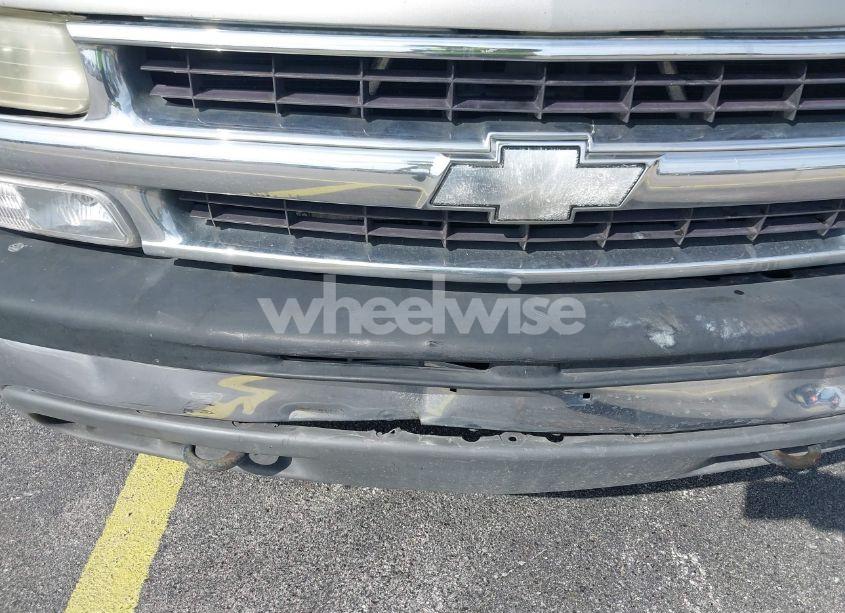 Photo 14 of 2002 Chevrolet Tahoe LS (VIN 1GNEC13Z12R217981)