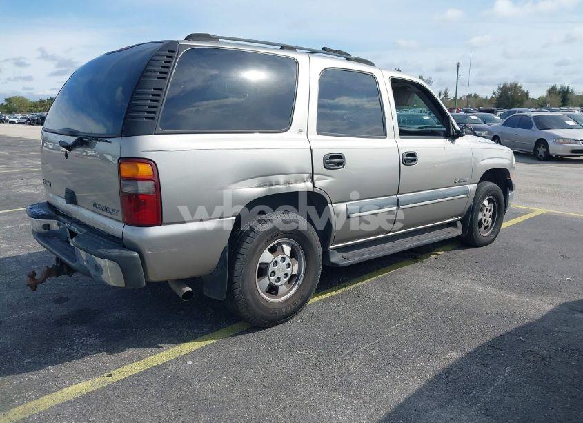 Photo 4 of 2002 Chevrolet Tahoe LS (VIN 1GNEC13Z12R217981)