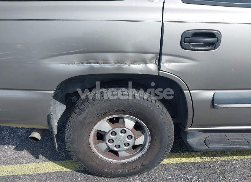 Photo 6 of 2002 Chevrolet Tahoe LS (VIN 1GNEC13Z12R217981)