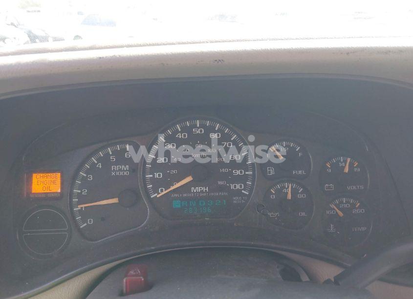 Photo 7 of 2002 Chevrolet Tahoe LS (VIN 1GNEC13Z12R217981)