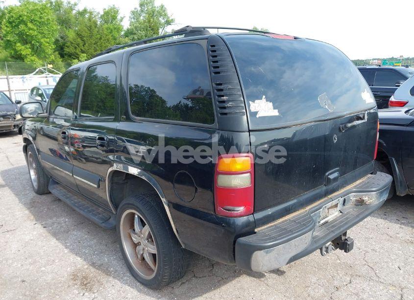 Photo 3 of 2002 Chevrolet Tahoe LT (VIN 1GNEC13Z12R262449)