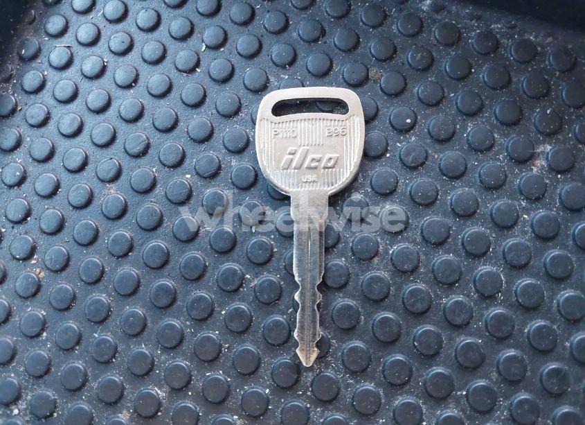 Photo 11 of 2003 Chevrolet Tahoe LS (VIN 1GNEC13Z13R228111)