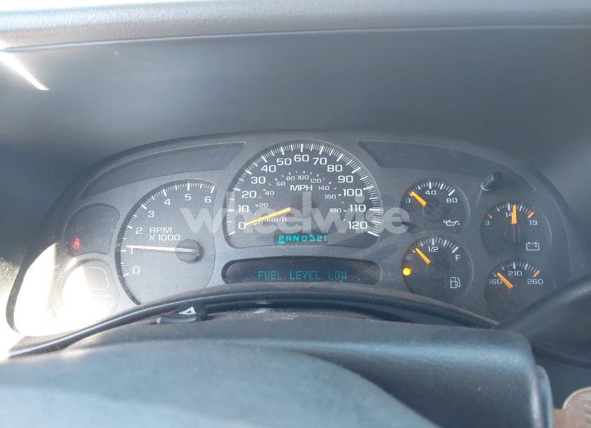 Photo 7 of 2003 Chevrolet Tahoe LS (VIN 1GNEC13Z13R228111)