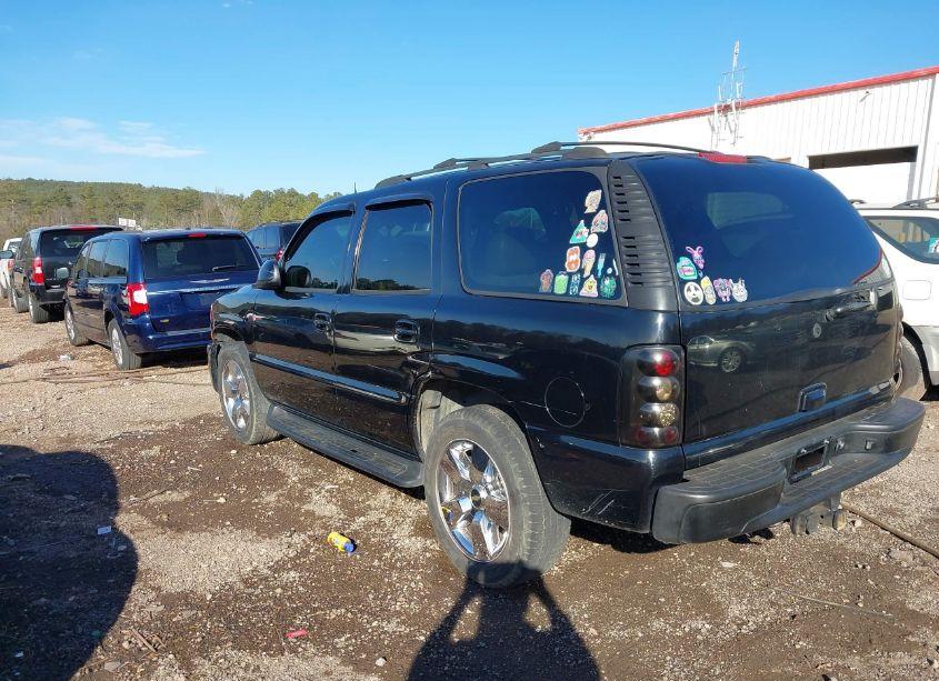 Photo 3 of 2004 Chevrolet Tahoe LT (VIN 1GNEC13Z14R150835)