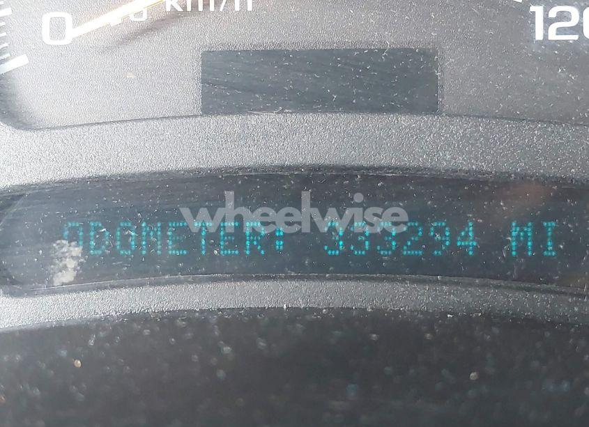 Photo 7 of 2004 Chevrolet Tahoe LT (VIN 1GNEC13Z14R152424)