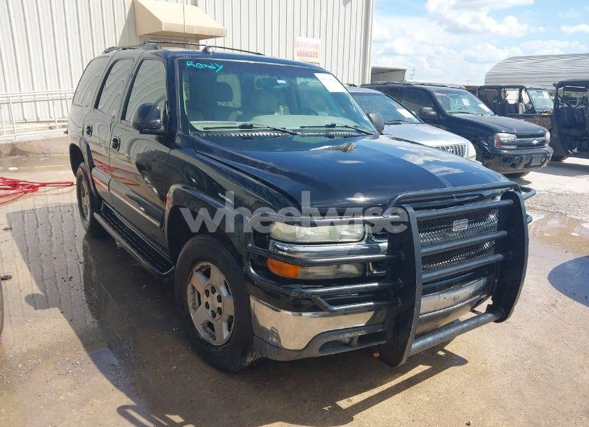 2004 Chevrolet Tahoe LS (VIN 1GNEC13Z14R188193) main photo