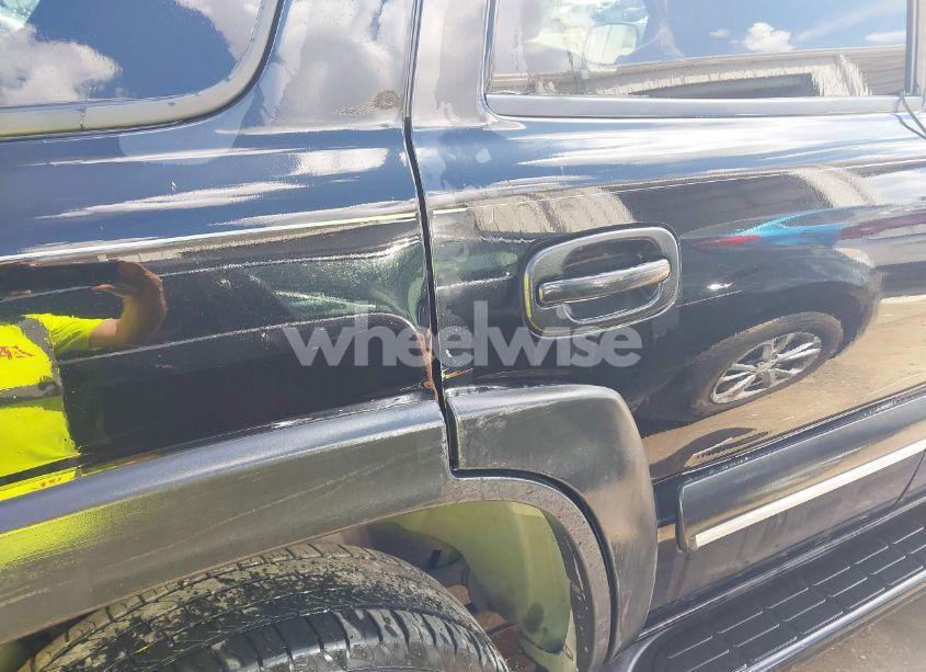 Photo 6 of 2004 Chevrolet Tahoe LS (VIN 1GNEC13Z14R188193)