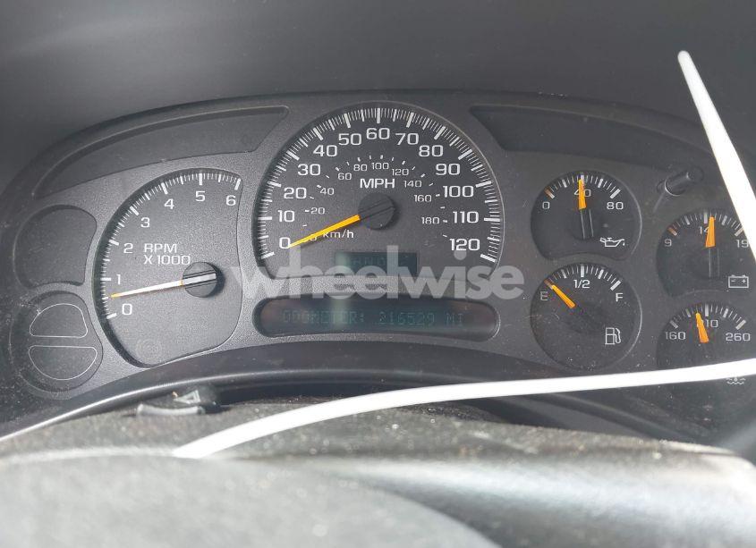 Photo 7 of 2004 Chevrolet Tahoe LT (VIN 1GNEC13Z14R203713)