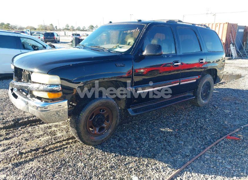 Photo 2 of 2004 Chevrolet Tahoe LT (VIN 1GNEC13Z14R245315)