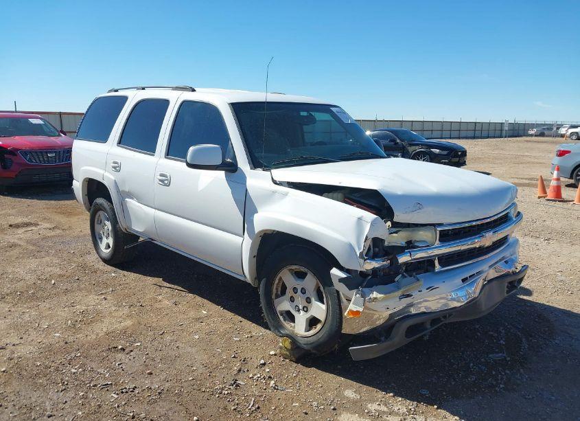 2004 Chevrolet Tahoe LS (VIN 1GNEC13Z14R270246) main photo