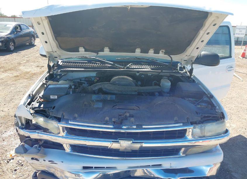 Photo 10 of 2004 Chevrolet Tahoe LS (VIN 1GNEC13Z14R270246)