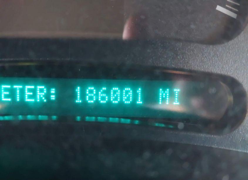 Photo 15 of 2004 Chevrolet Tahoe LS (VIN 1GNEC13Z14R270246)