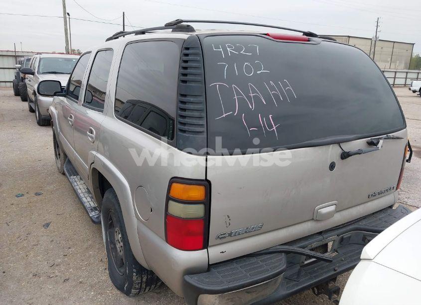 Photo 3 of 2004 Chevrolet Tahoe LT (VIN 1GNEC13Z14R277102)