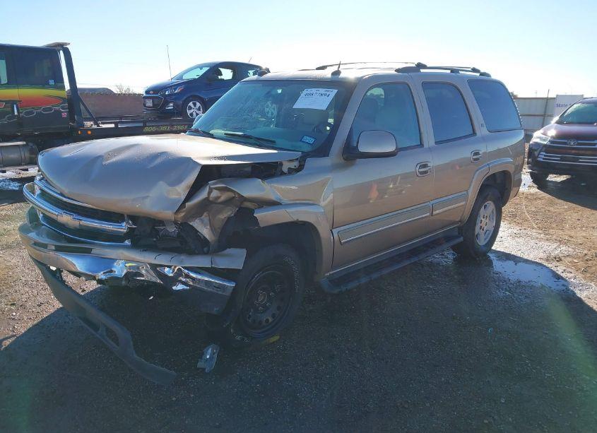 Photo 2 of 2005 Chevrolet Tahoe LT (VIN 1GNEC13Z15J241622)