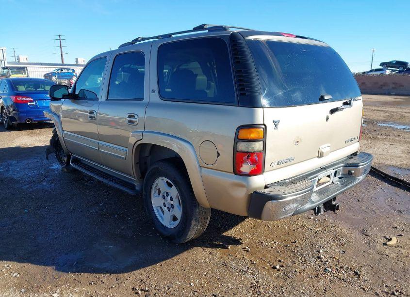 Photo 3 of 2005 Chevrolet Tahoe LT (VIN 1GNEC13Z15J241622)