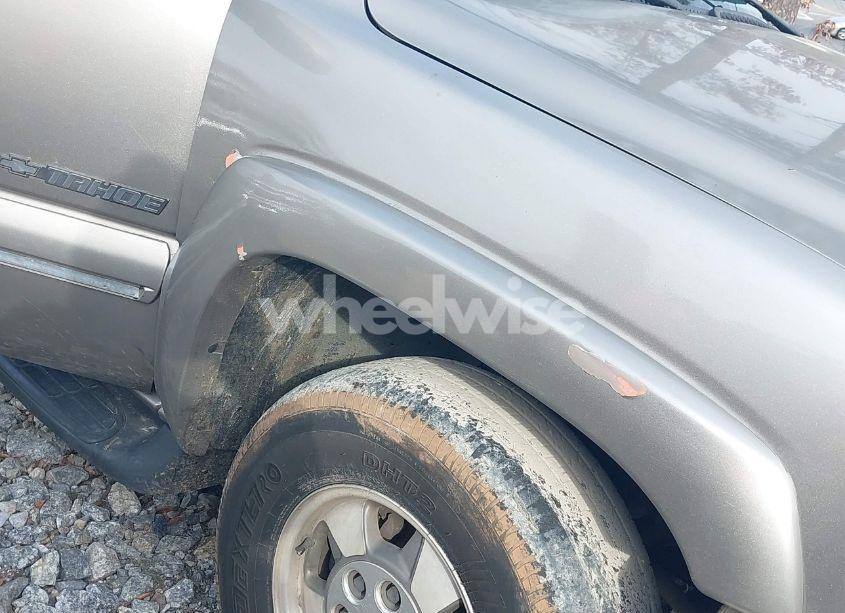 Photo 12 of 2002 Chevrolet Tahoe LT (VIN 1GNEC13Z22R197594)