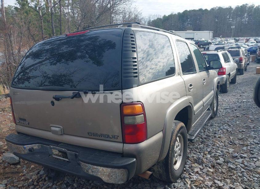 Photo 4 of 2002 Chevrolet Tahoe LT (VIN 1GNEC13Z22R197594)
