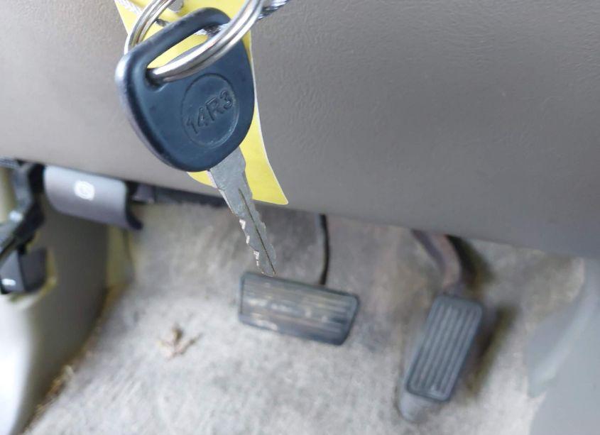 Photo 11 of 2003 Chevrolet Tahoe LS (VIN 1GNEC13Z23J190161)