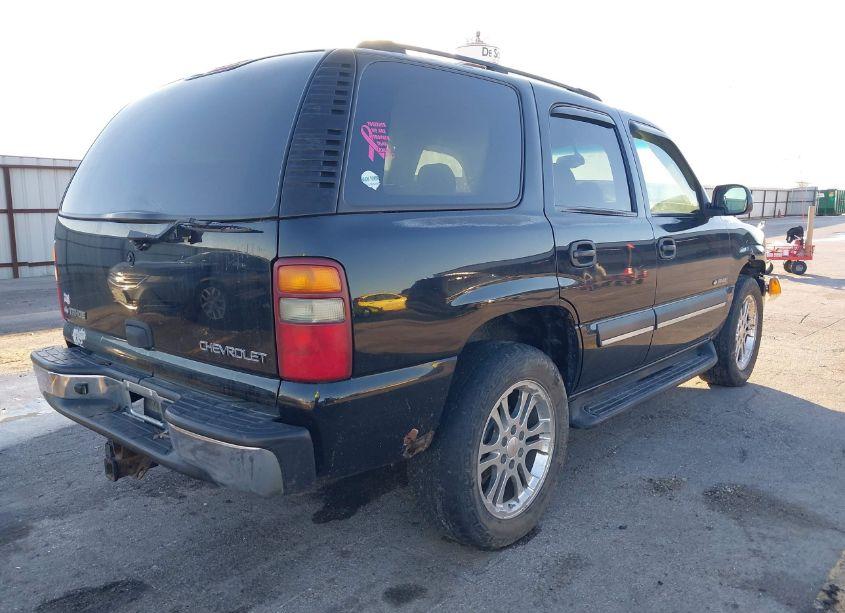 Photo 4 of 2003 Chevrolet Tahoe LS (VIN 1GNEC13Z23J190161)