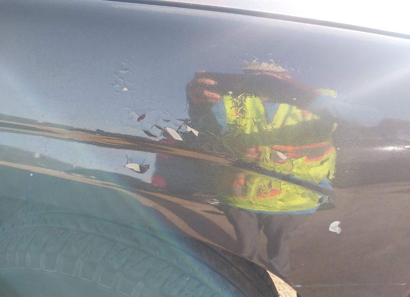 Photo 6 of 2003 Chevrolet Tahoe LT (VIN 1GNEC13Z23R115607)